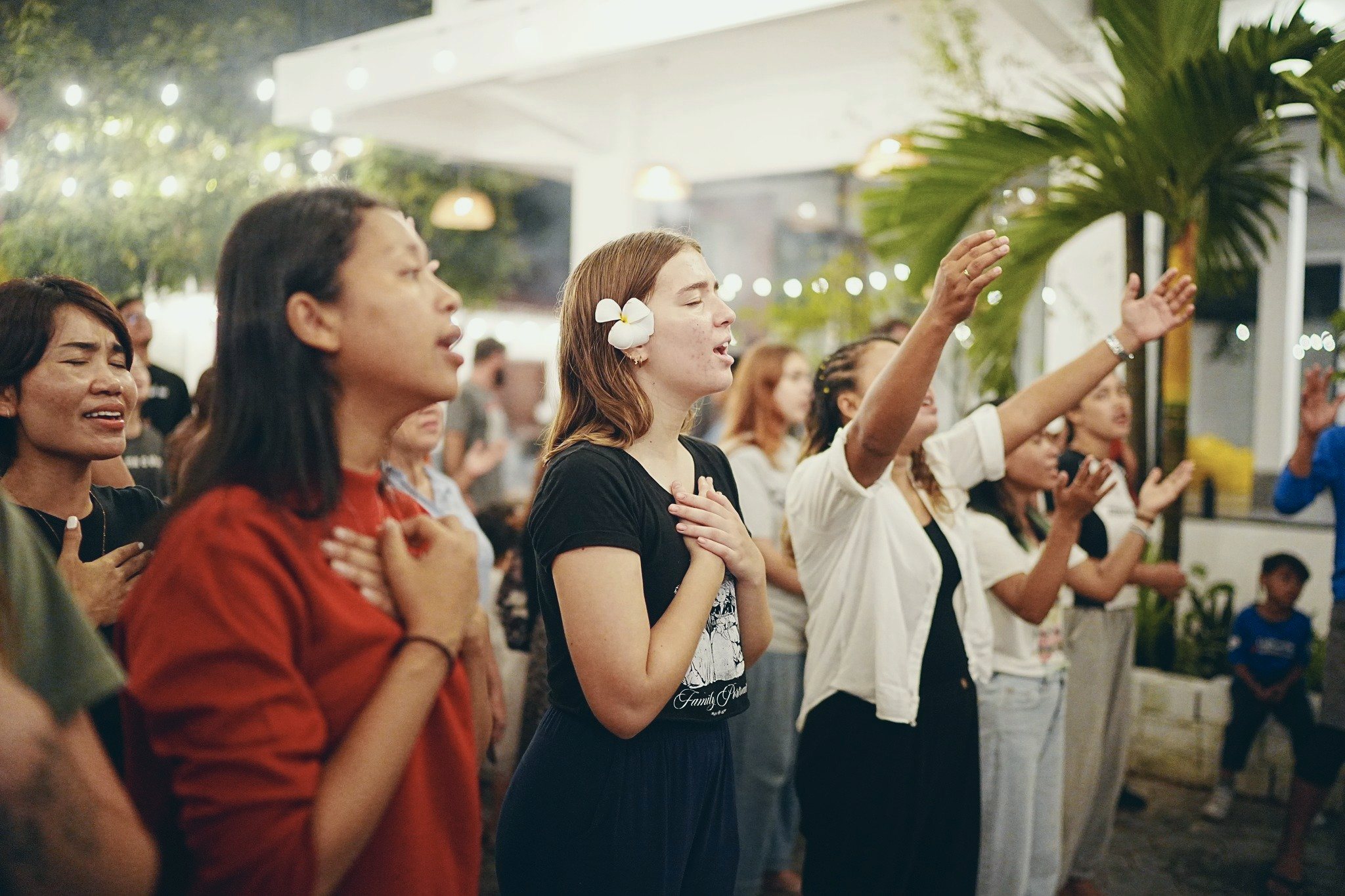 Students worshipping together on campus
